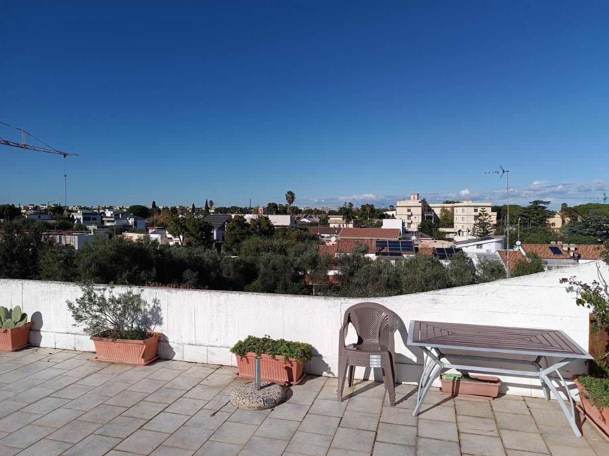 The Terrace Of The Artists Apartment Bari Exterior photo